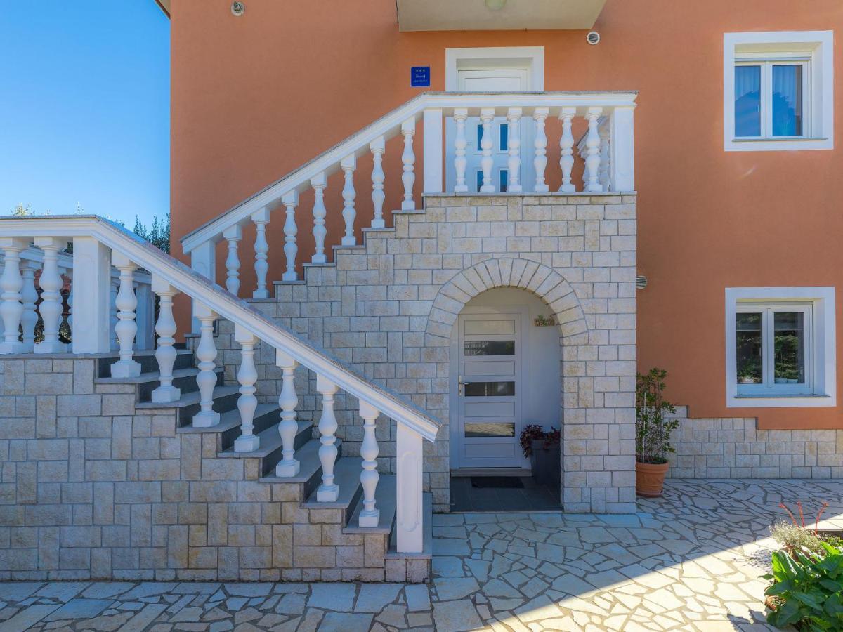 Galižana Apartment Laura By Interhome מראה חיצוני תמונה