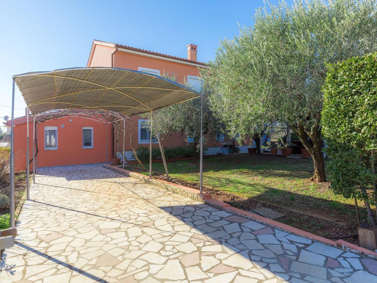 Galižana Apartment Laura By Interhome מראה חיצוני תמונה