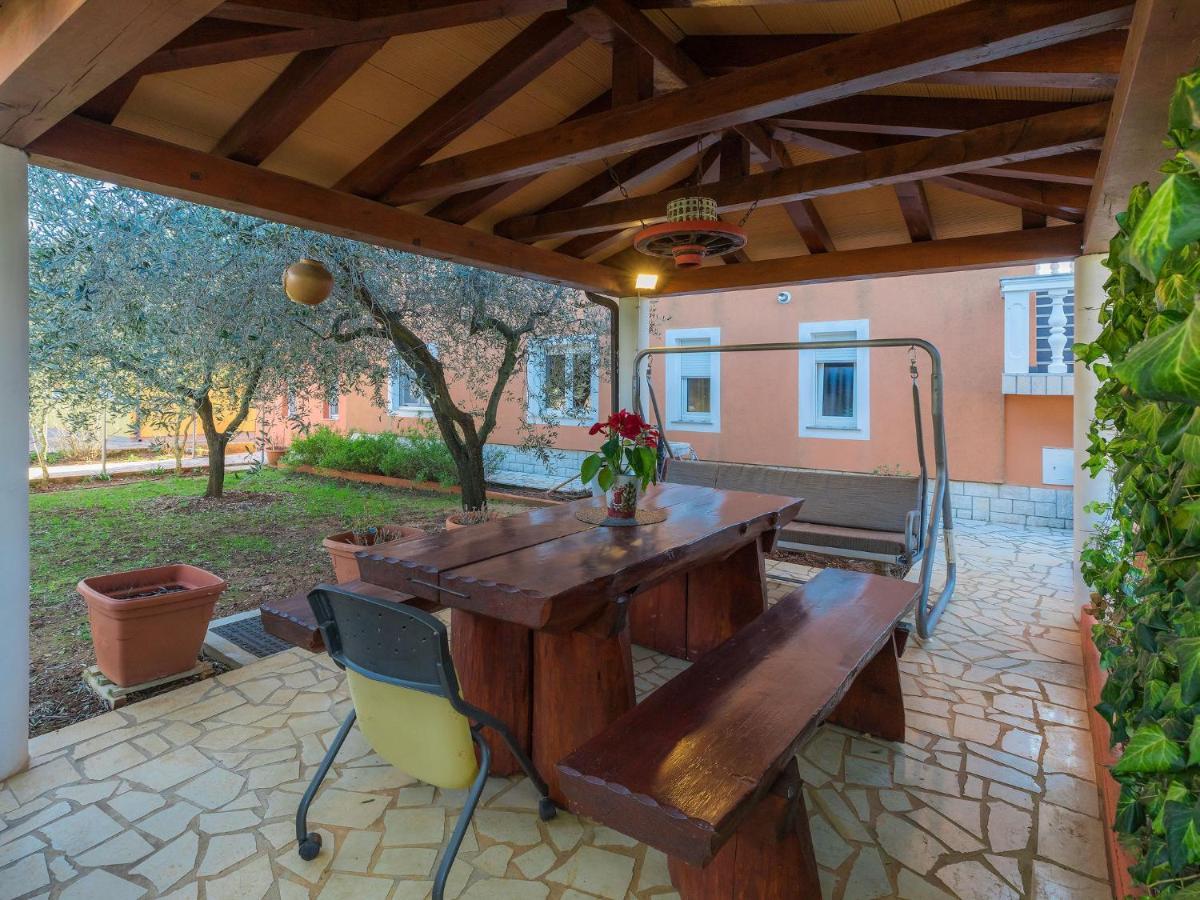 Galižana Apartment Laura By Interhome מראה חיצוני תמונה